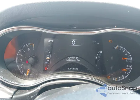 2018 Jeep Grand Cherokee Limited 4X4 z USA, uszkodzony, nr VIN 1C4RJFBG8JC272572